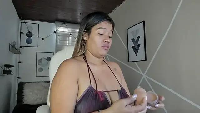 Enma__clark on StripChat