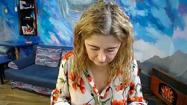 Helen1974 — Upskirts In Stockings!