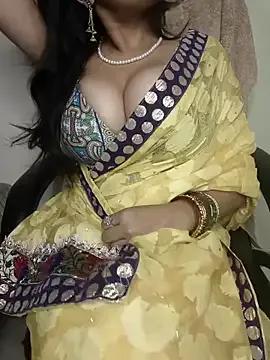 Hey_Jully — U naked me with sexy moves