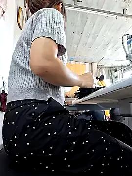 irina_hana on StripChat 