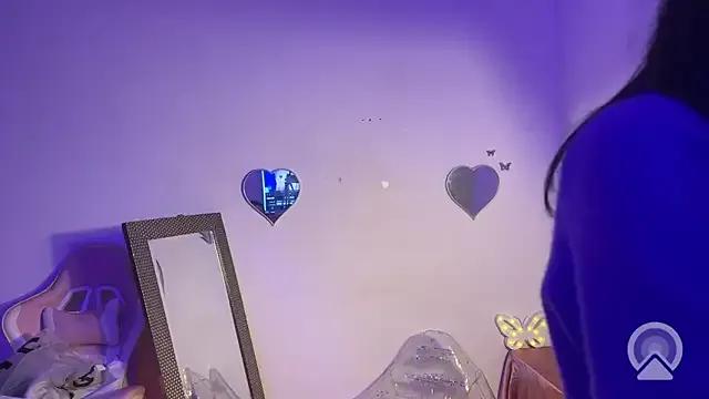 isa_martinexxx on StripChat