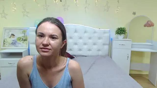 KaraCriegs on StripChat 