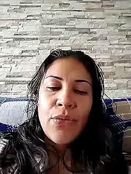 KittyHoleshot87 on StripChat 