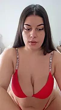 Larissa4U on StripChat