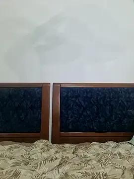 Lonalonaa_19999 — Kiss you