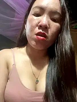 Luna-ass — earn money to buy dresses