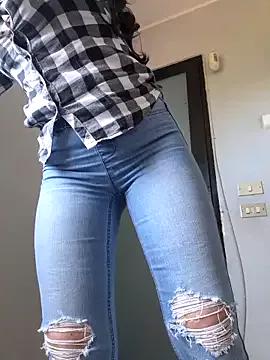 luxxe25 on StripChat