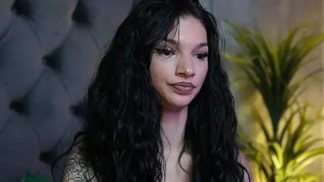 MiamiCoffee on StripChat 