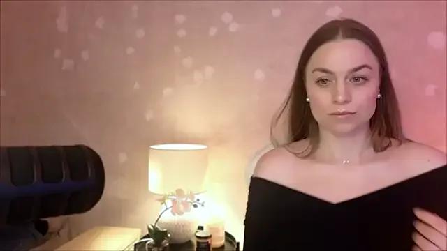 MilaFleur on StripChat