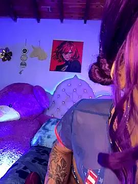 Naugth_channel_ts on StripChat