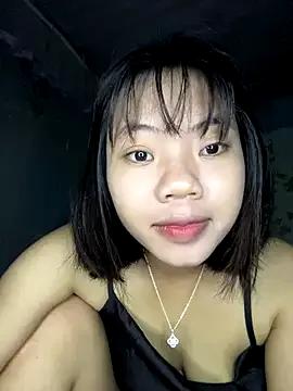 NinaHMiu on StripChat 