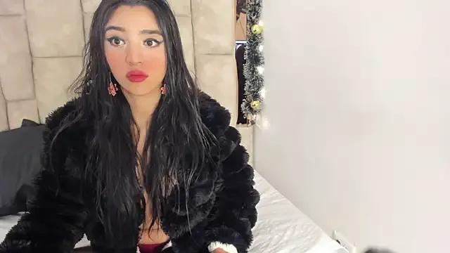 Oliviaa_Evans on StripChat