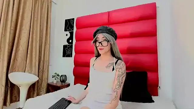 oliviamonroe's avatar