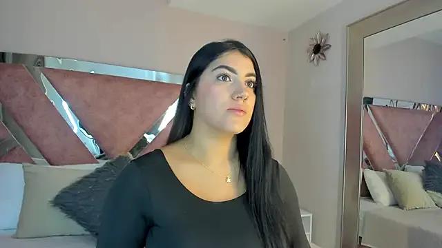 PaulinaDuarte on StripChat