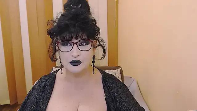 QuuenOfSin on StripChat 