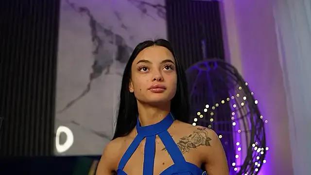 RachelRavee's avatar