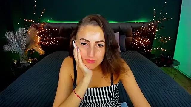 Rebecca_Diamond on StripChat 