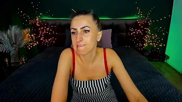 Rebecca_Diamond on StripChat 