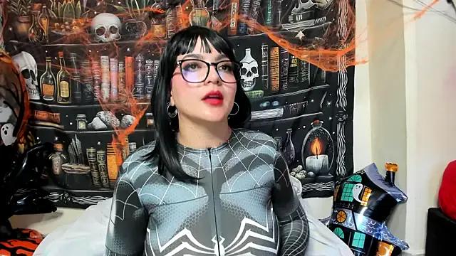 sally10_35 on StripChat 