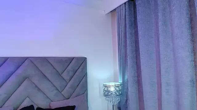 sara_owens7 on StripChat 