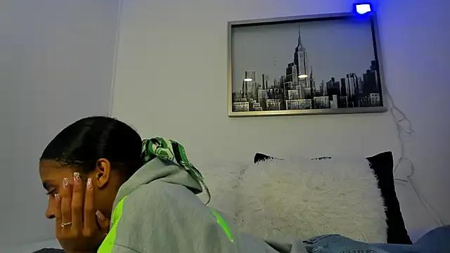 sarah_ashbourne on StripChat 