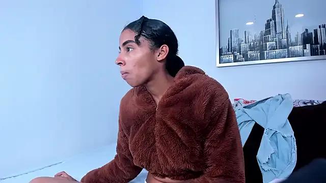 sarah_ashbourne on StripChat 