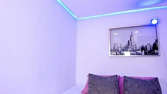 sarah_ashbourne on StripChat 