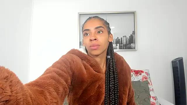 sarah_ashbourne on StripChat 