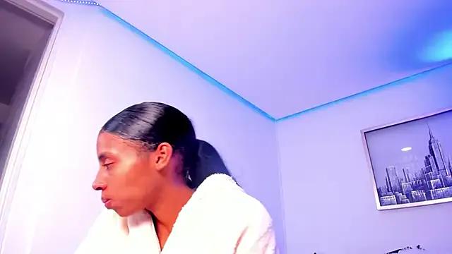 sarah_ashbourne on StripChat 