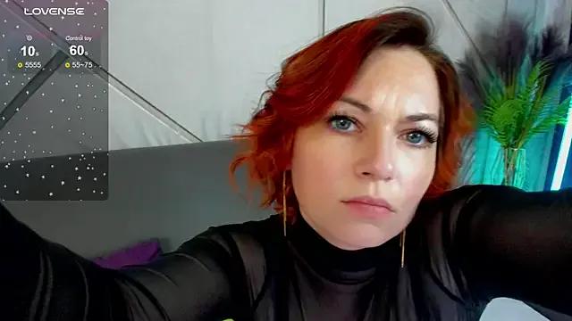 Serena_Foxxx on StripChat