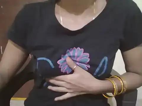 shalini_telugu on StripChat