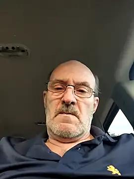 snickers1 — Freechat on StripChat