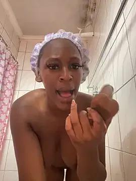 SP1CY_MOMMY's avatar