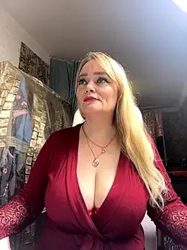 Sweet-blonde on StripChat 