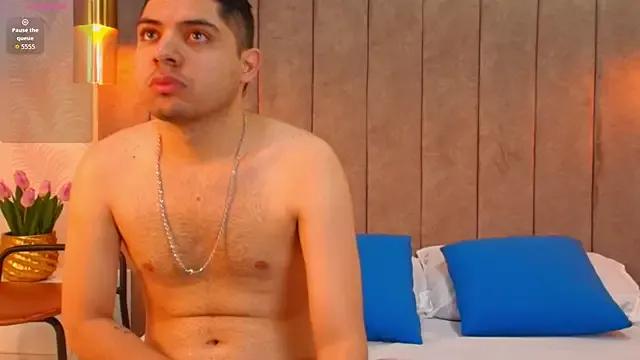 Victoria_606 on StripChat