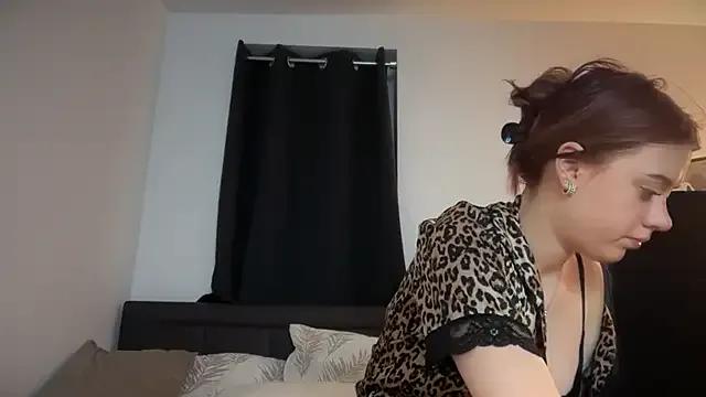 YasmineLace on StripChat